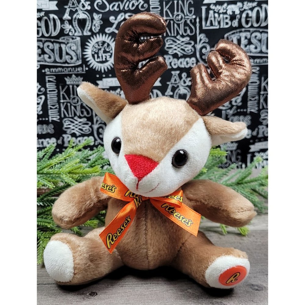 Reese's Plush Christmas Reindeer 8" Stuffed Animal